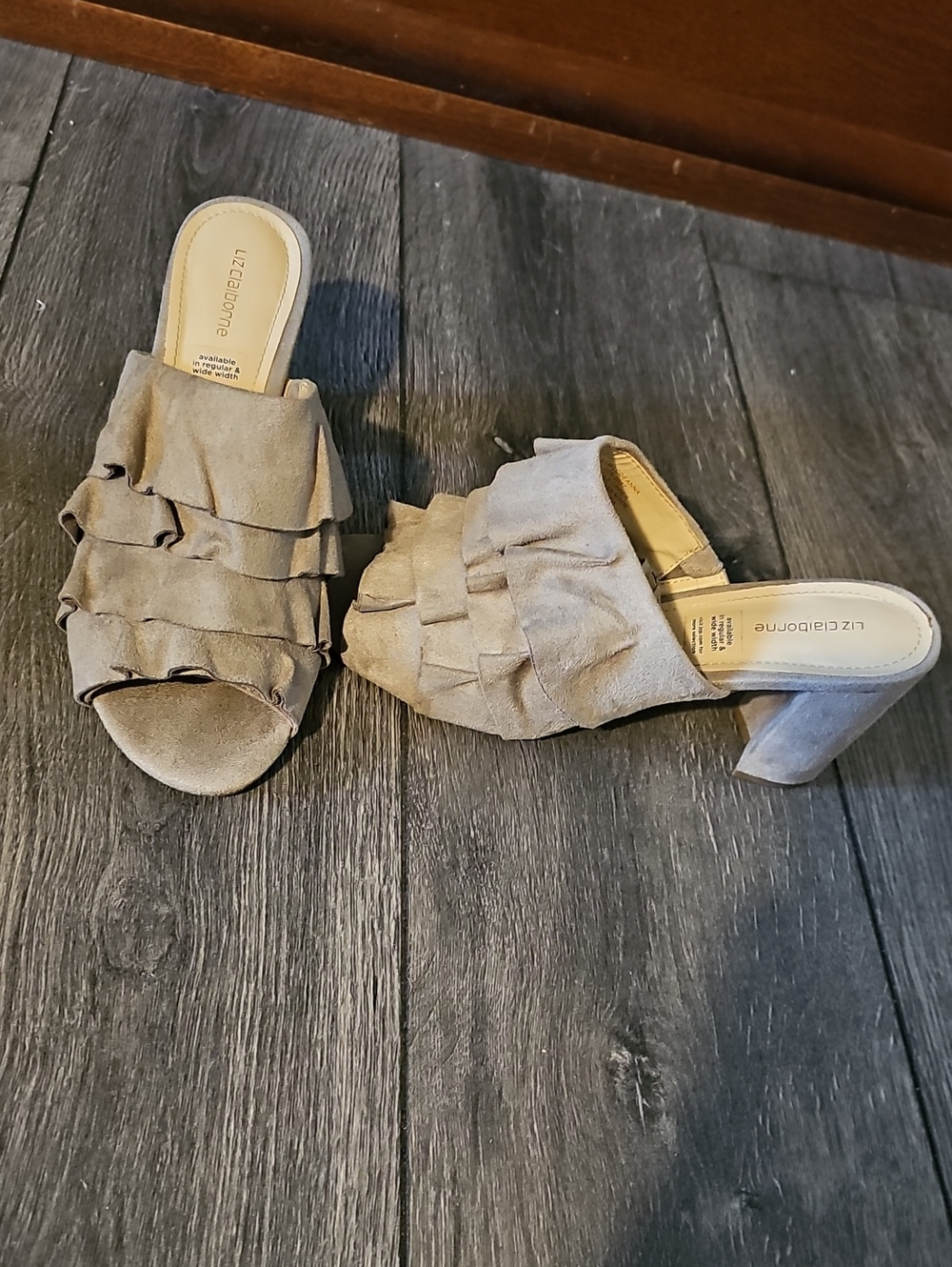 Liz Claiborne-Deanna Taupe Ruffle Block Heel Mules
